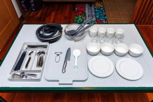 恩納村の飲食店多数 徒歩圏内のエリア 最大8名貸切 コンビニ徒歩30秒 ビーチまで徒歩3分 aコーディアルステイ1F