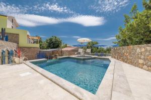 Villa Melary with Pool and Jacuzzi 
