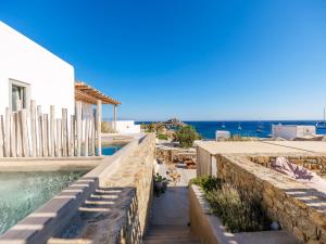 Trinity Mykonos - Beachfront Villa