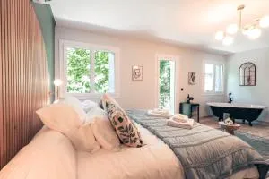 Les Suites de l'Étang - La Bastide-des-Jourdans