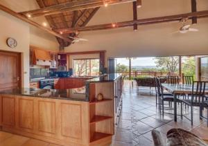 205 Zebula 4 Bedroom with 2 bedroom Cottage