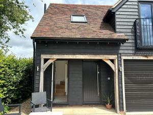 Cannister Hall Apartment, Selling, Faversham, Kent