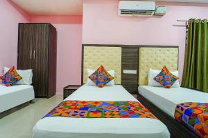 FabHotel Central Inn Residency