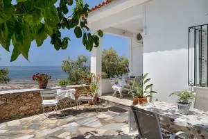 Euphoria seafront villa - Selínitsa
