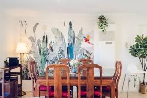 Entire Cozy 2-Bedroom House in Mount Waverley - 格伦韦弗利