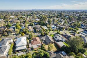 Entire Cozy 2-Bedroom House in Mount Waverley