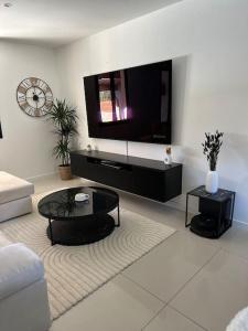 Villa plain pied avec piscine