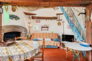 Ancien moulin à vent du 19e siècle