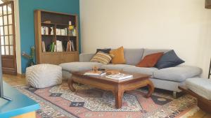 Maison en pierre avec jardin proche de Bordeaux