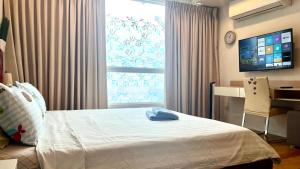 Comfortable Studio, Walk to BTS, Free Wi-Fi, Great Location