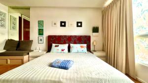 Comfortable Studio, Walk to BTS, Free Wi-Fi, Great Location