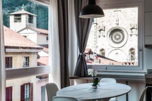 Downtown Como-Luxury Suites