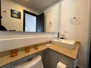 Departamento junto al Hotel Dann Carlton, 2 dormitorios, 4 personas, 2 estacionamientos, wiffi