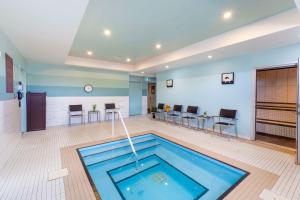 Best Western Plus Chateau Fort St. John