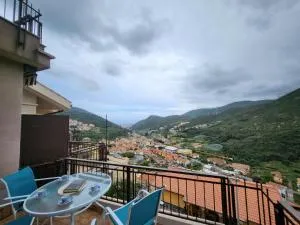 Fuori dal Caos - Vista Aperta - Free Parking -WiFi - Giustenice