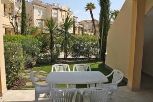 Residence Mediterranee Family Apartments