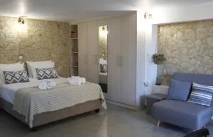 Arokaria Studio - Koútroufa