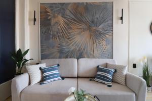 NEW The Blue Heart Of Sofia Center