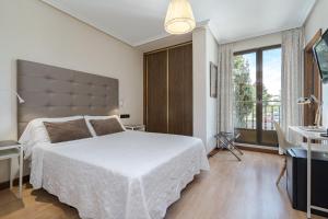 Double or Twin Room room in Hotel Eurowest
