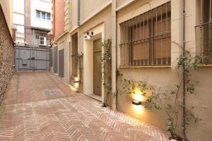 Romantic In Trendy Gracia