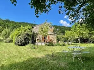 La métairie basse Dordogne 2 Gites pour 18 personnes au total - Salviac