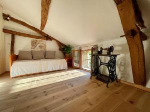 Maisons de vacances La metairie basse Dordogne 2 Gites pour 18 personnes au total : Maison de Vacances