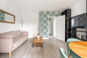 Appartements Le Blanqui - Face RER B Free Parking : photos des chambres