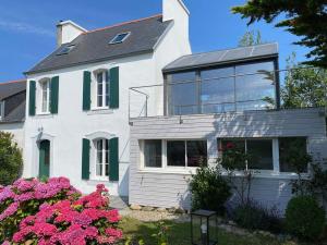Maisons de vacances Maison avec vue mer et acces plage a Plougasnou : photos des chambres