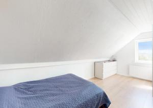 Entire House in the City, 3 big bedroom with 4 Bed