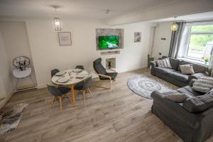 Cwmparc Cottage Very Special Welsh Valley Home by STAE-Homes