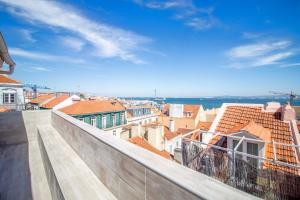 2BR Terrace with Tagus View - Air-Conditioned | By Airnest