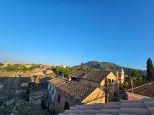 Julias Village Apartment