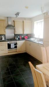 Quiet en-suite 10mins to near city center