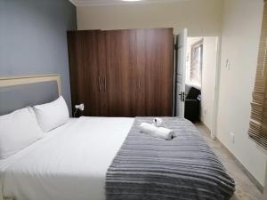 Evans Village - Apartments & Spa