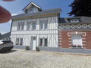 B&B / Chambres d'hotes chambre d hote piscine proximite etretat piscine ouverte du 15 avril au 30 septembre : photos des chambres