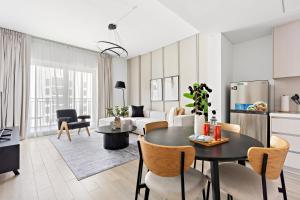 Silkhaus Aesthetic 1BDR with access to the Canal