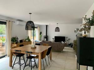 Villas Villa 3 chambres Piscine Jardin a 15m d-Aix-en-Provence : photos des chambres