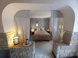 Sejours chez l'habitant Le Nid du Cormier : Chambre Double avec Salle de Bains Privative