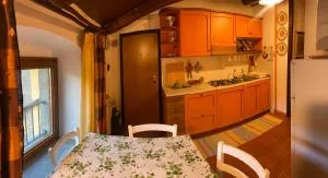 34- Casa di Chiaretta in Val d'Orcia, Sport e Cultura - Leccio