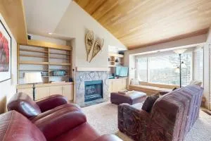 Hawk's Landing - 普赖恩维尔