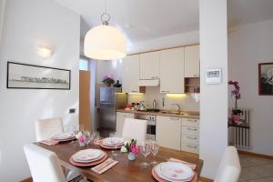 Dama Del Lago Ginevra