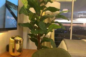 Elegant & Unique space The Loop 21st floor