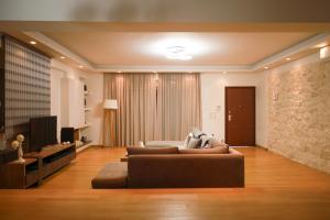 Luxury Villa with Pool in Athens Riviera