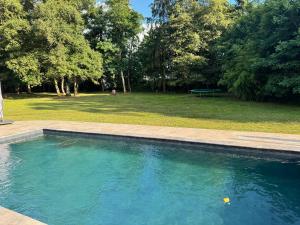 Maisons d'hotes L’etang des 7 : Chambre Double – Vue sur Lac