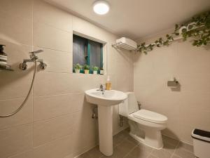 Happy 2026 - Zen House Jamsil - cozy, pristine, hotel-style stay, prime location