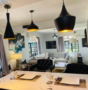 Modern Luxe Apartment with King Bed in Karen - Karen