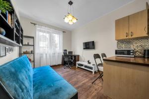 Warsaw Włochy Studio with Workspace - by Rentujemy