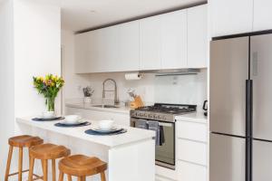 Marea Los Cabos Modern 3 BRD - Prime Location Near Beach & Marina Fast Wifi