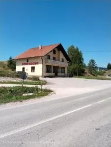 Topsan Prenociste Rooms - Sokolac