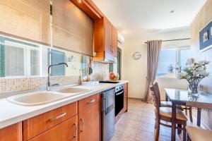 angela superior studio